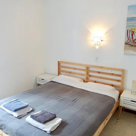 Apartment By The And Train Station